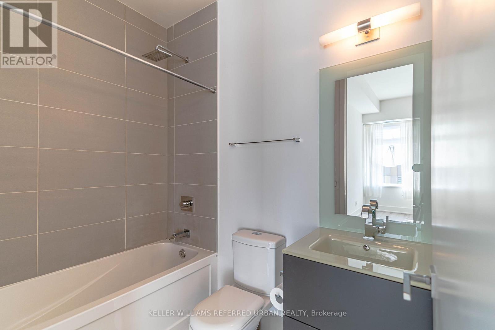 1206 - 111 St. Clair Avenue W, Toronto, Ontario  M4V 1N5 - Photo 6 - C12971726