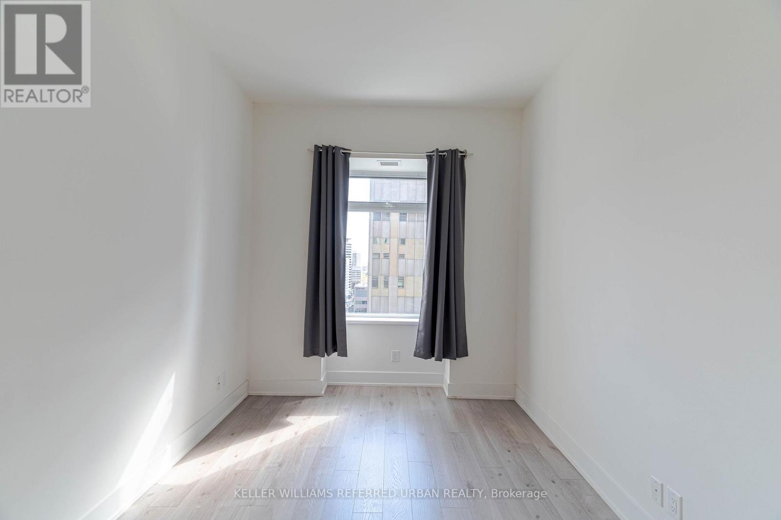 1206 - 111 St. Clair Avenue W, Toronto, Ontario  M4V 1N5 - Photo 9 - C12971726