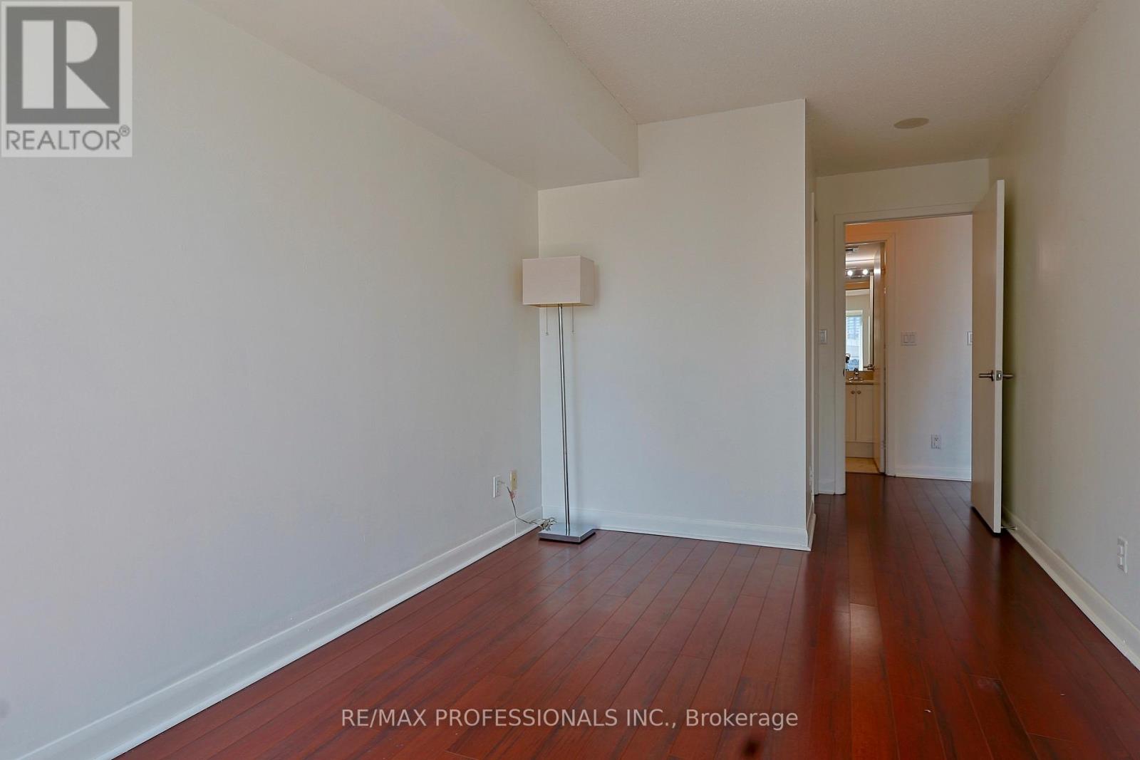 2806 - 210 Victoria Street, Toronto, Ontario  M5B 2R3 - Photo 12 - C12971732