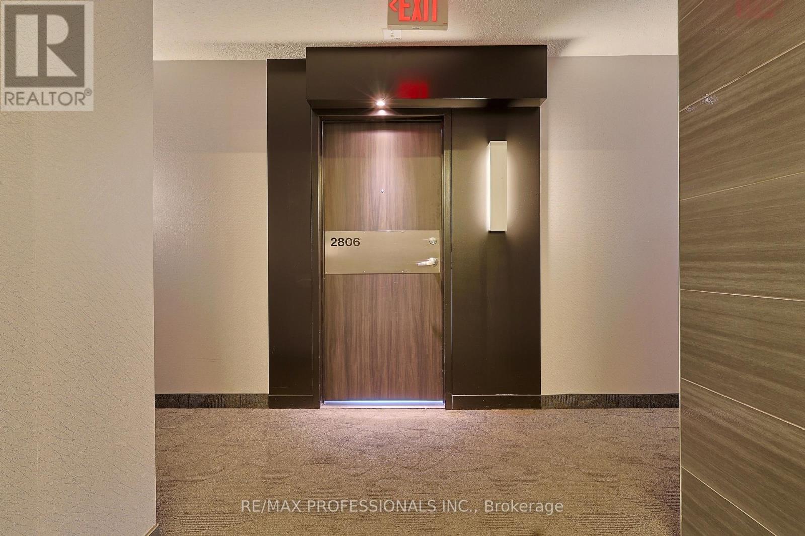 2806 - 210 Victoria Street, Toronto, Ontario  M5B 2R3 - Photo 4 - C12971732