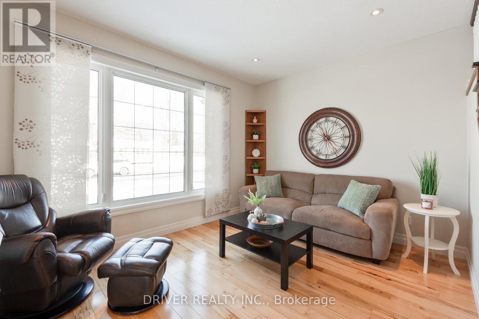 36 Spruce Street W, Aylmer, Ontario N5H 3J4 - Photo 12 - X12792436