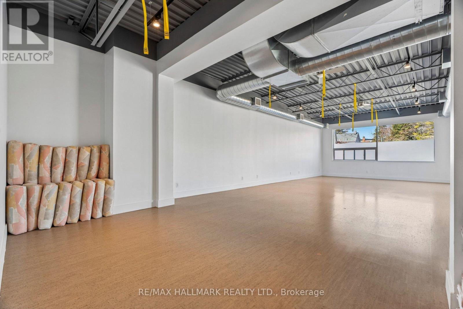 2034 Queen Street E, Toronto, Ontario  M4L 1J4 - Photo 18 - E12971510