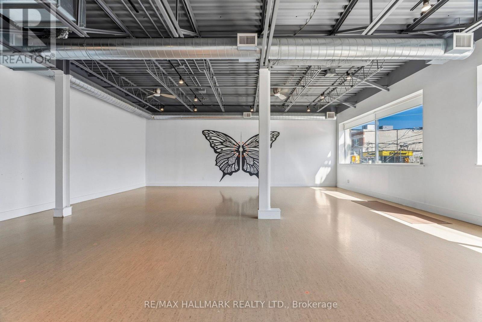 2034 Queen Street E, Toronto, Ontario  M4L 1J4 - Photo 24 - E12971510