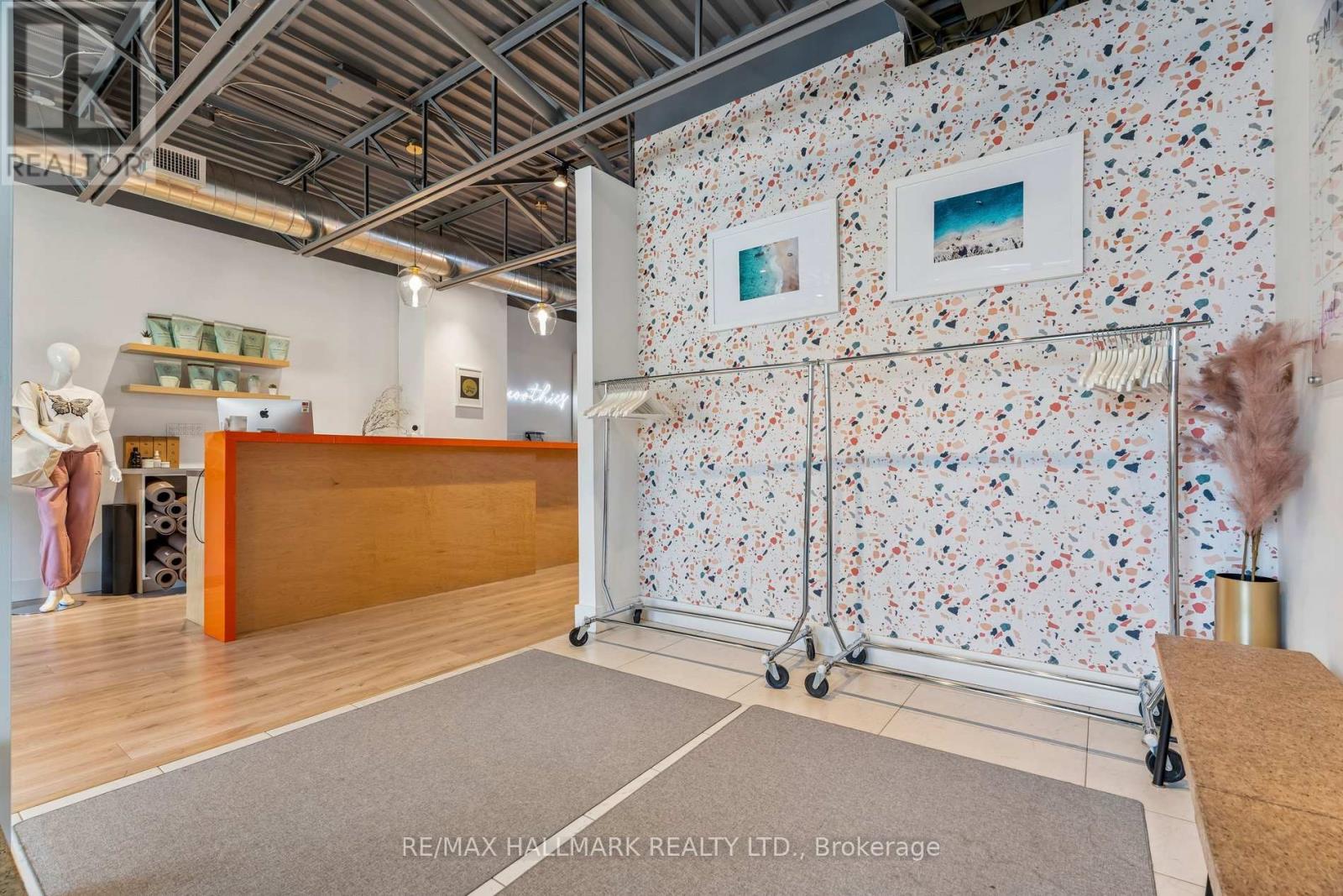 2034 Queen Street E, Toronto, Ontario  M4L 1J4 - Photo 8 - E12971510