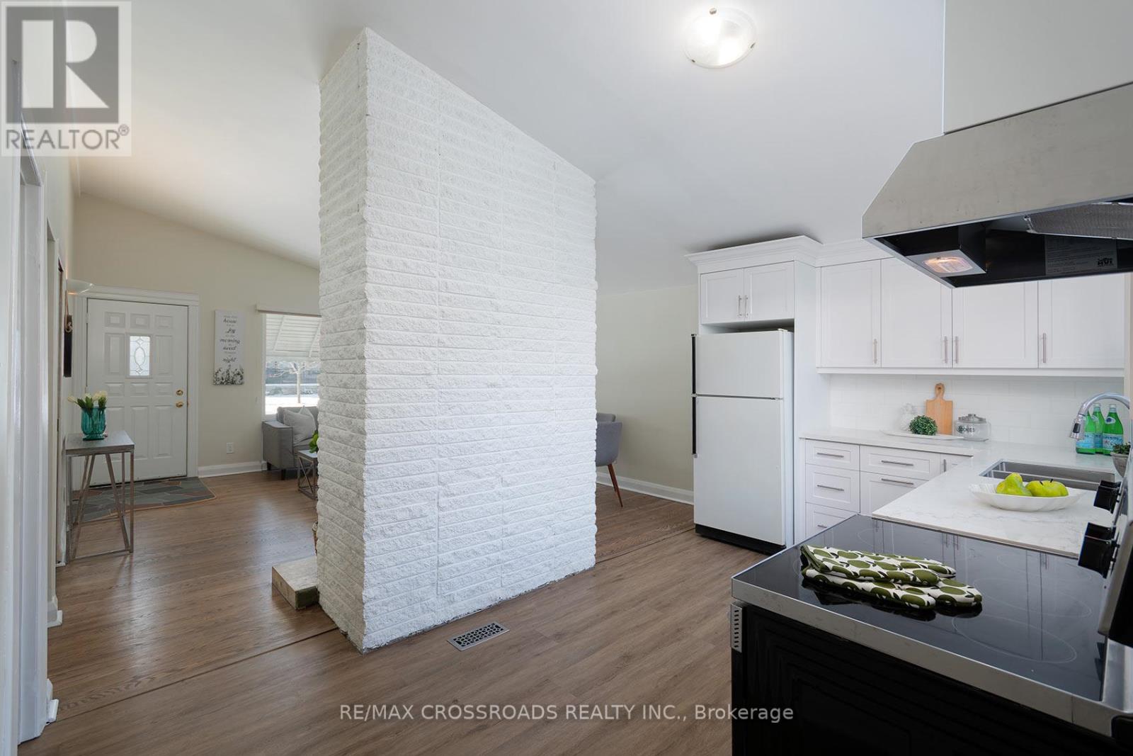 42 Benleigh Drive, Toronto, Ontario  M1H 1J5 - Photo 13 - E12971632