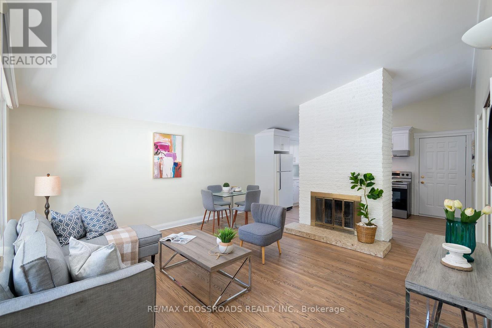 42 Benleigh Drive, Toronto, Ontario  M1H 1J5 - Photo 7 - E12971632