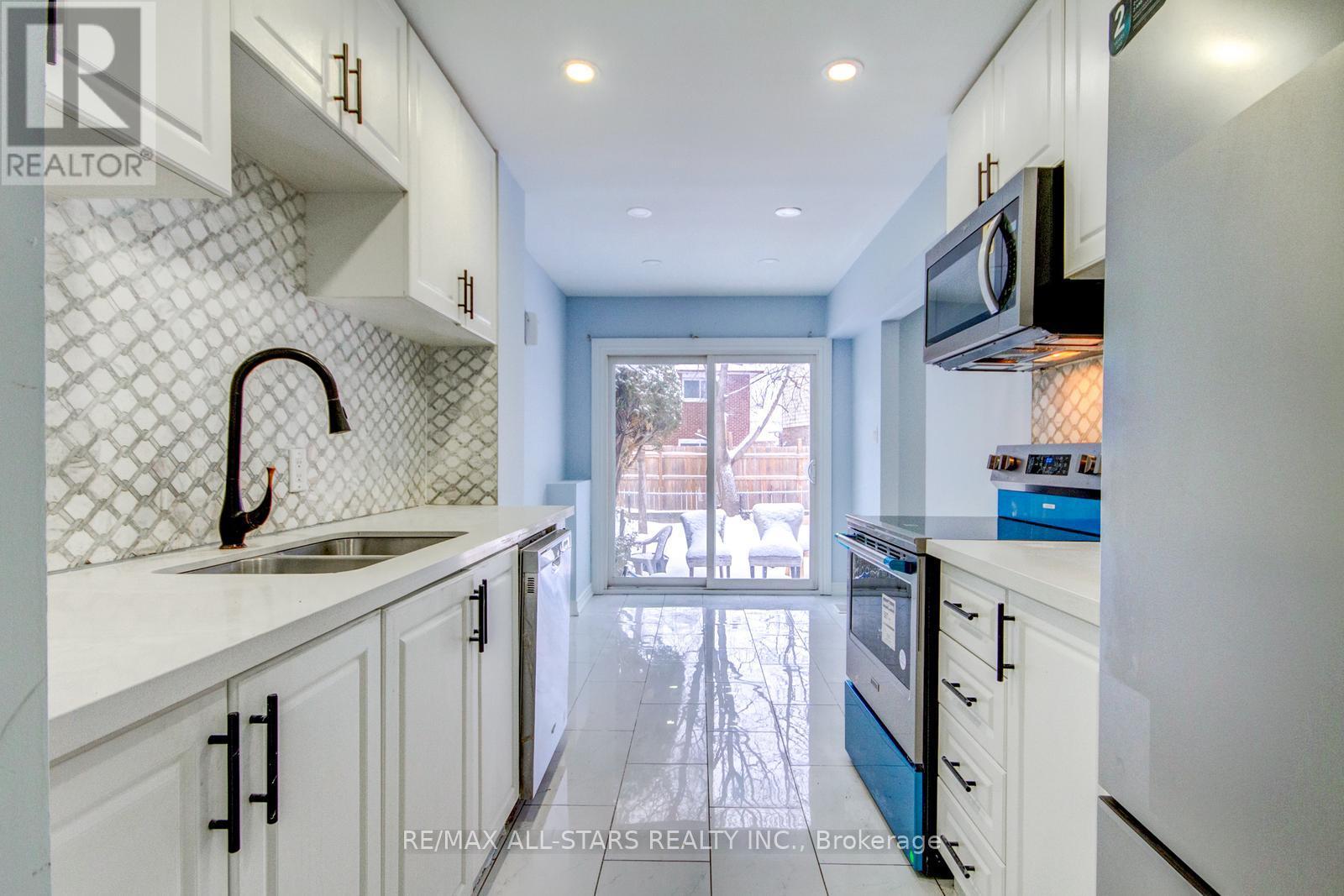 10 - 50 Verne Crescent E, Toronto, Ontario  M1B 2X1 - Photo 5 - E12971754