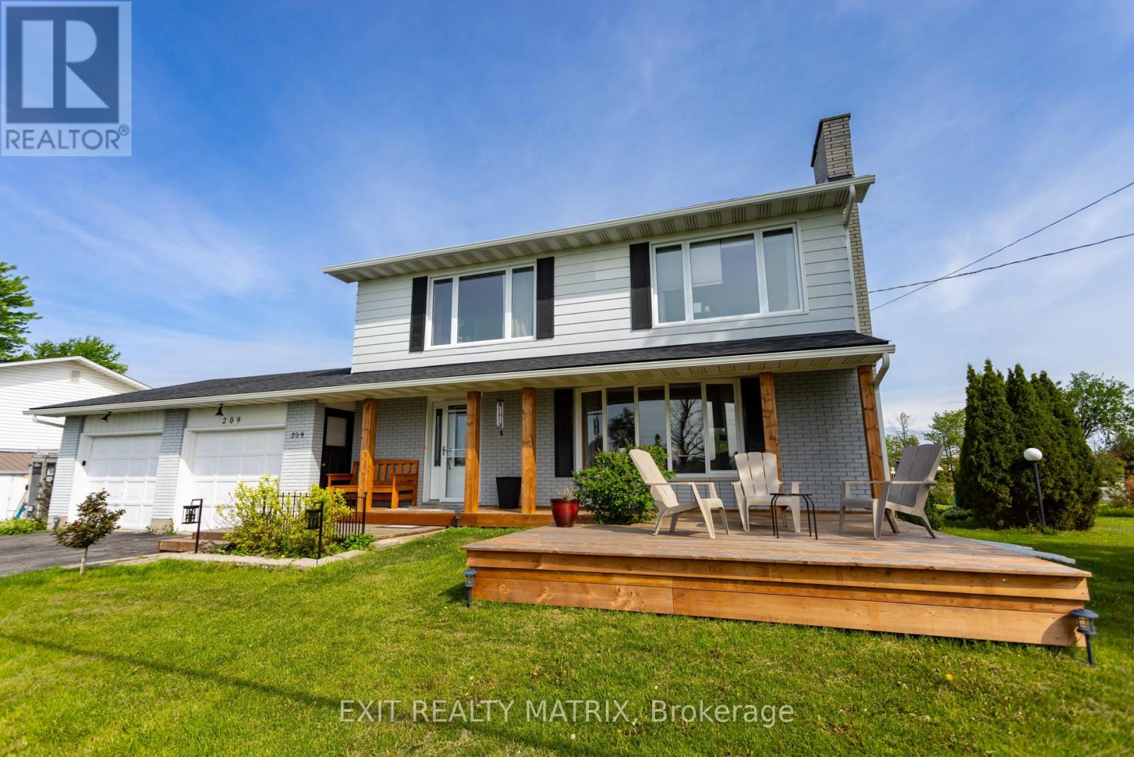 209 QUEEN STREET W, North Dundas, Ontario