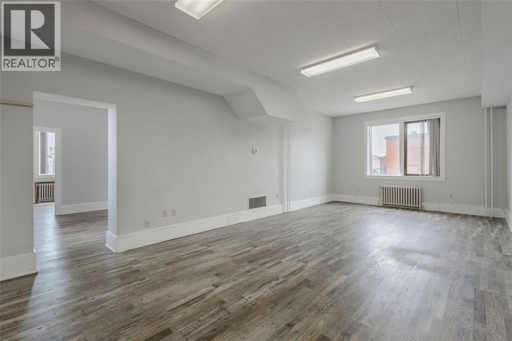 251 Campbell Street Unit# 4, Sarnia, Ontario  N7T 2H2 - Photo 4 - 26007479