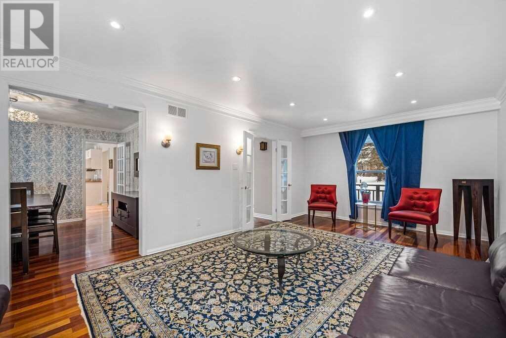 1 Park Brook Place, Markham, Ontario  L3T 2J9 - Photo 12 - N12971486