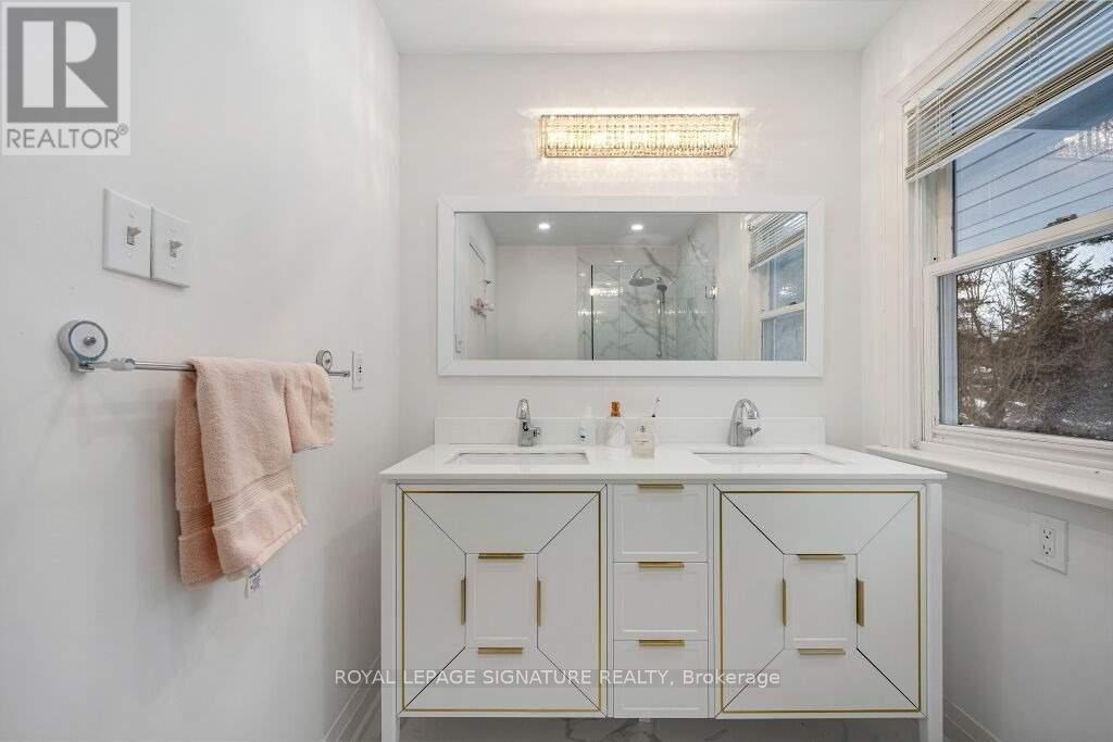 1 Park Brook Place, Markham, Ontario  L3T 2J9 - Photo 27 - N12971486