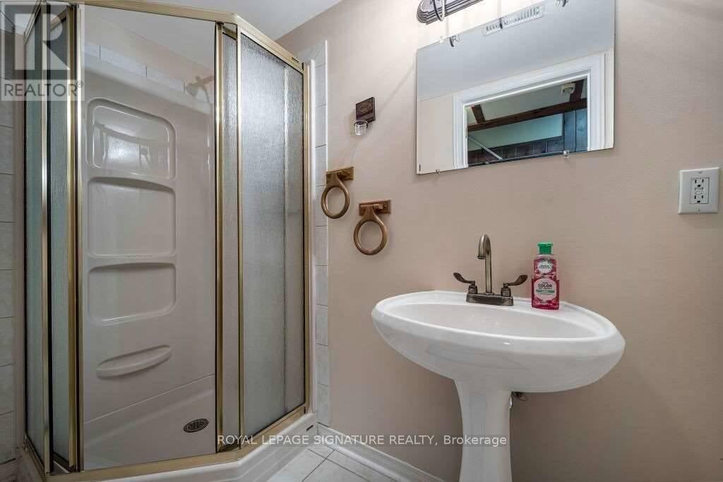 1 Park Brook Place, Markham, Ontario  L3T 2J9 - Photo 33 - N12971486