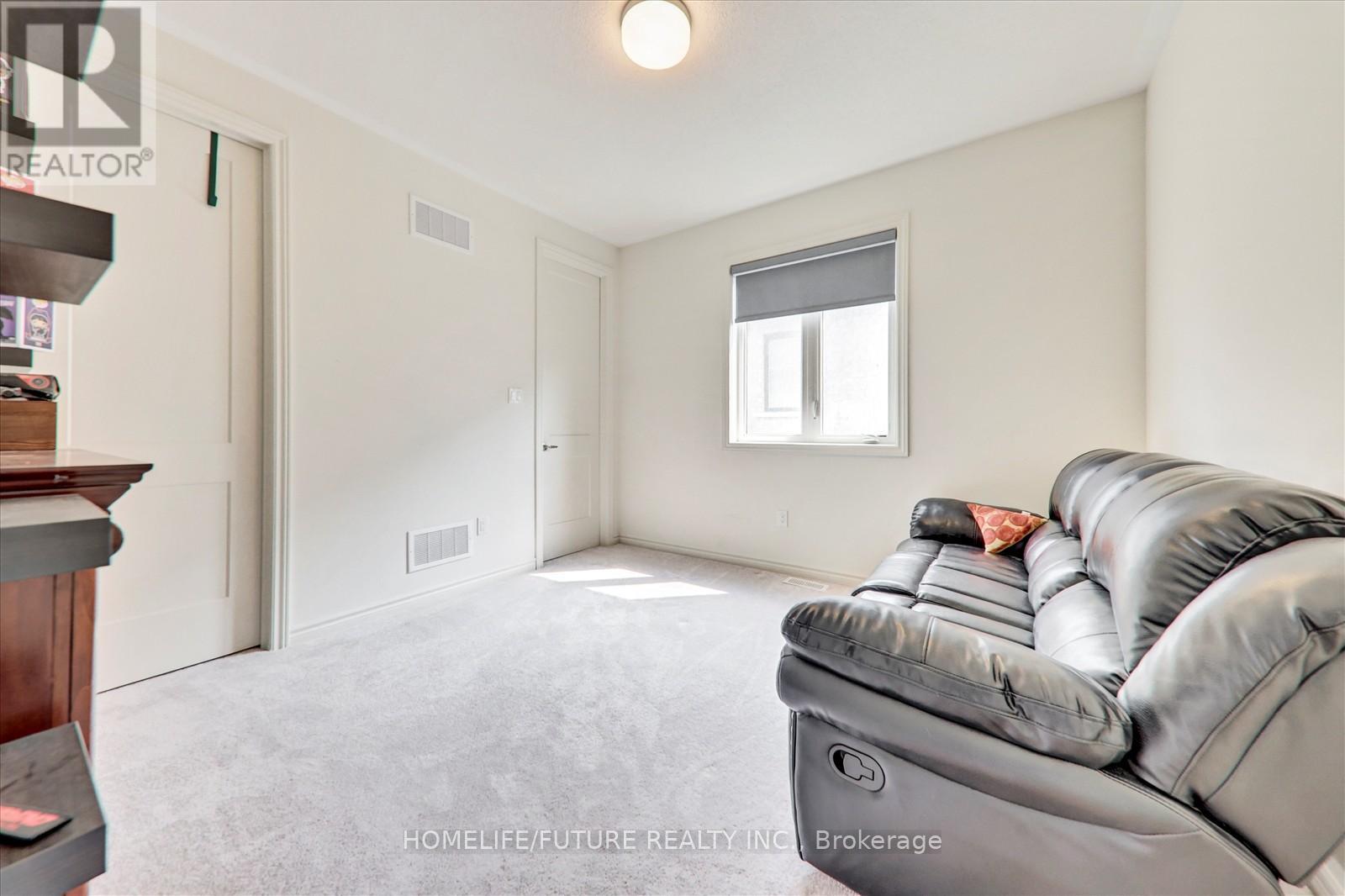 4 Emerald Grove, Adjala-Tosorontio (Colgan), Ontario  L0G 1W0 - Photo 36 - N12971518