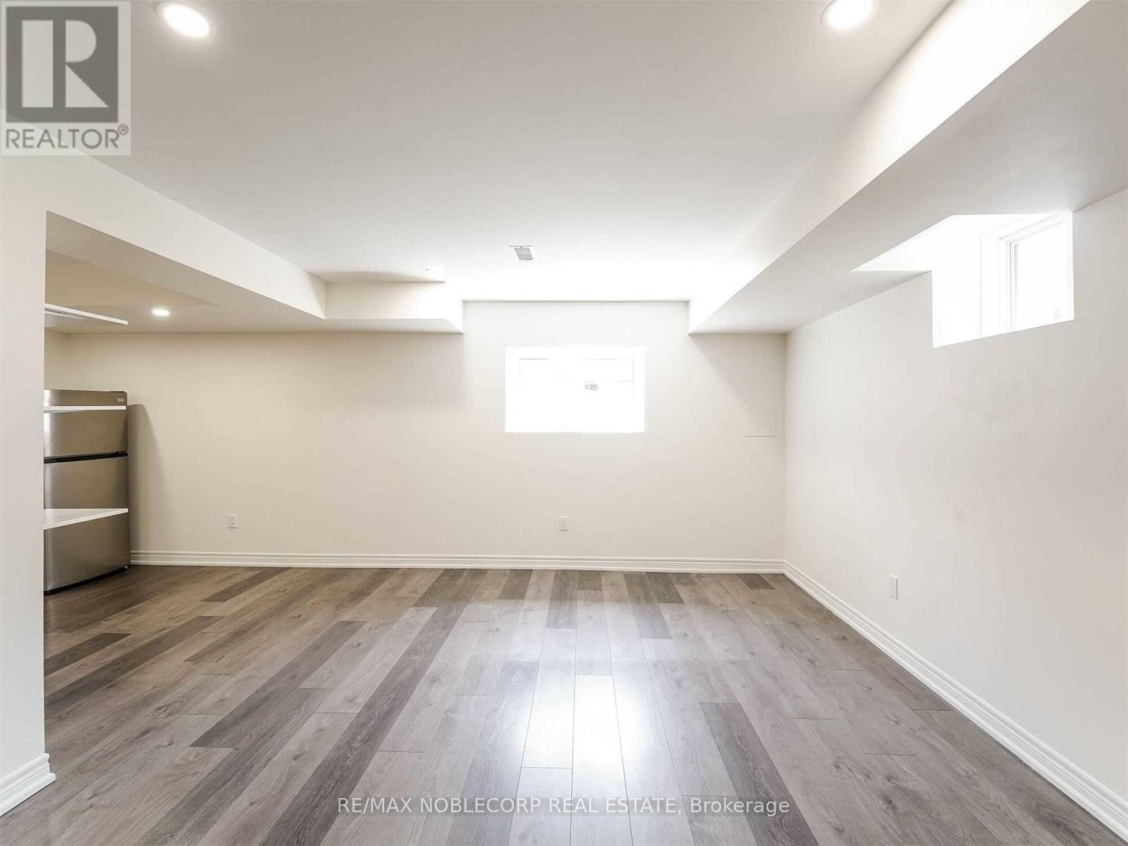 71 Pierre Berton Boulevard, Vaughan, Ontario  L4H 3N5 - Photo 10 - N12971522