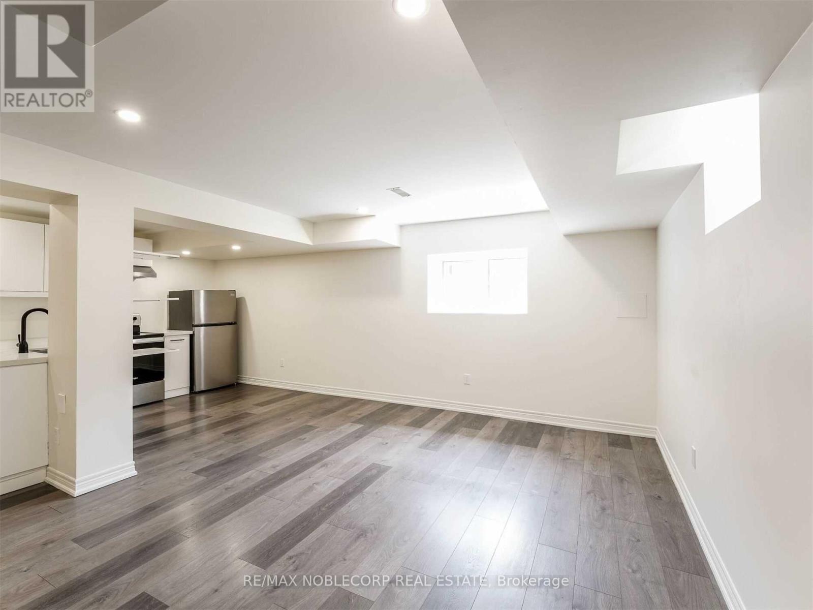 71 Pierre Berton Boulevard, Vaughan, Ontario  L4H 3N5 - Photo 11 - N12971522