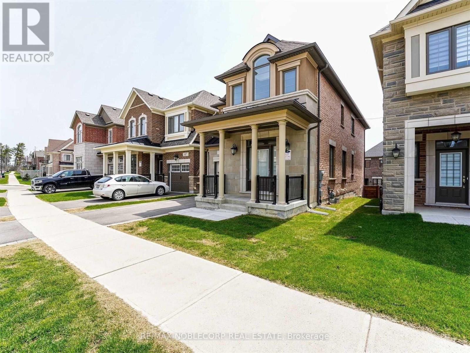 71 Pierre Berton Boulevard, Vaughan, Ontario  L4H 3N5 - Photo 2 - N12971522