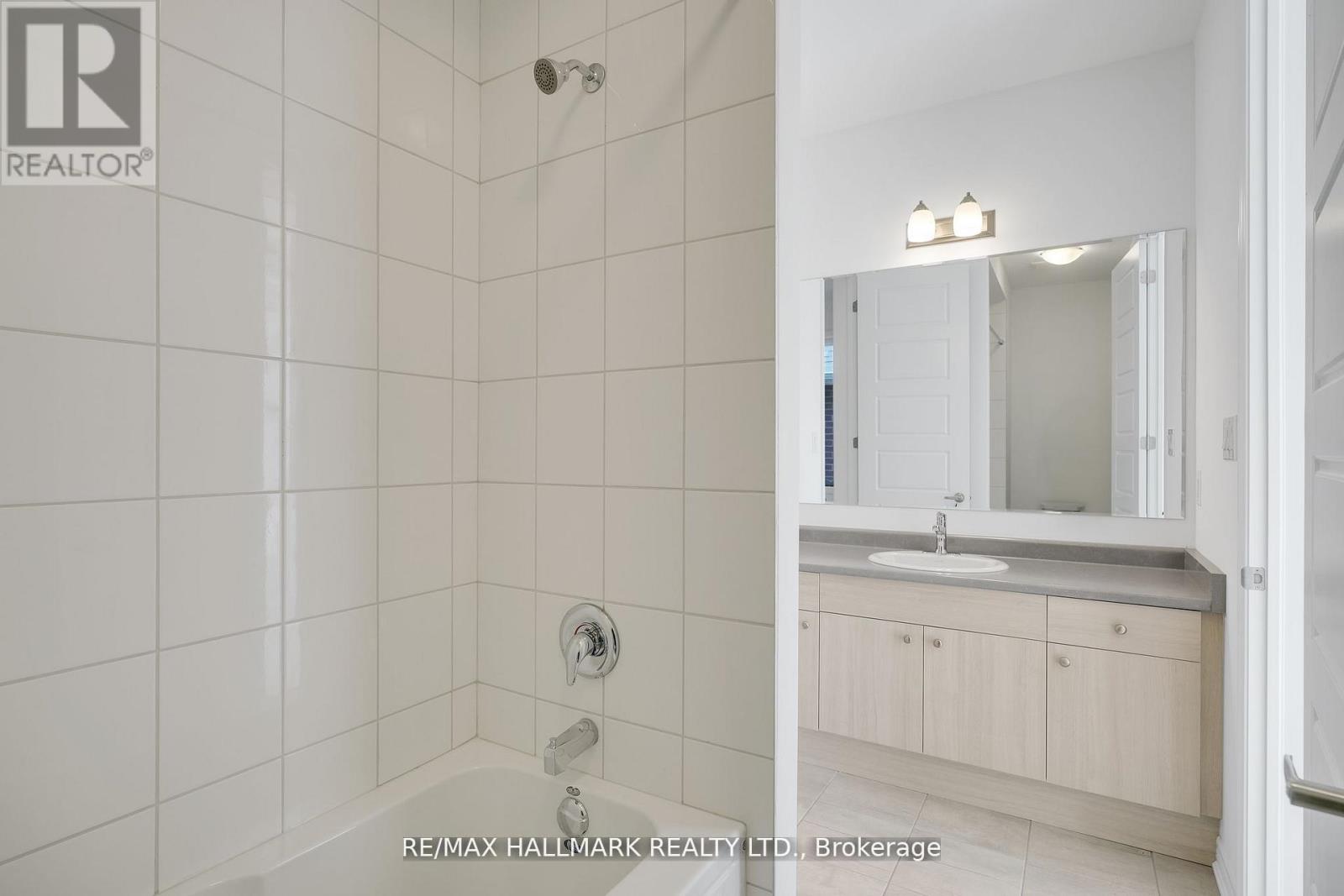 634 Newlove Street, Innisfil, Ontario  L9S 0S2 - Photo 22 - N12971544