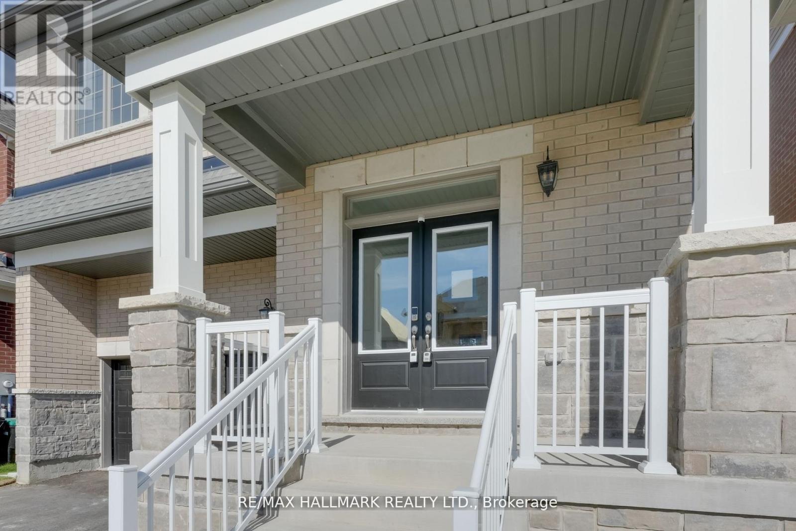 634 Newlove Street, Innisfil, Ontario  L9S 0S2 - Photo 4 - N12971544