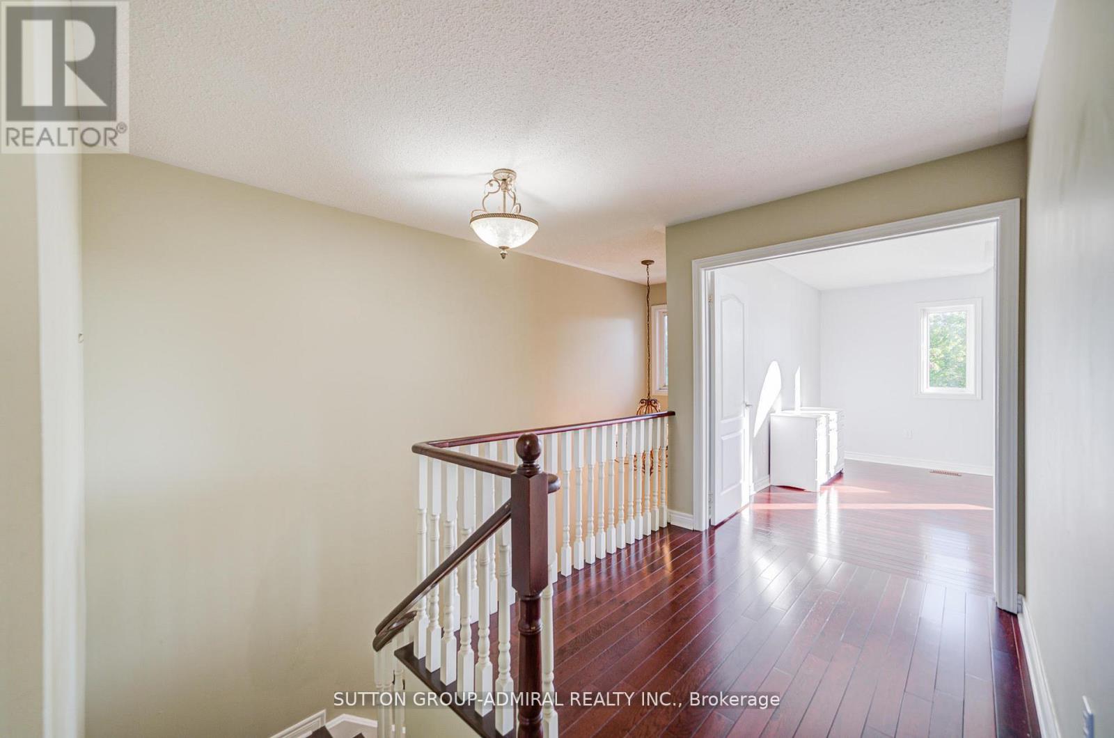 6 Lorridge Street, Richmond Hill, Ontario  L4E 4E6 - Photo 23 - N12971608