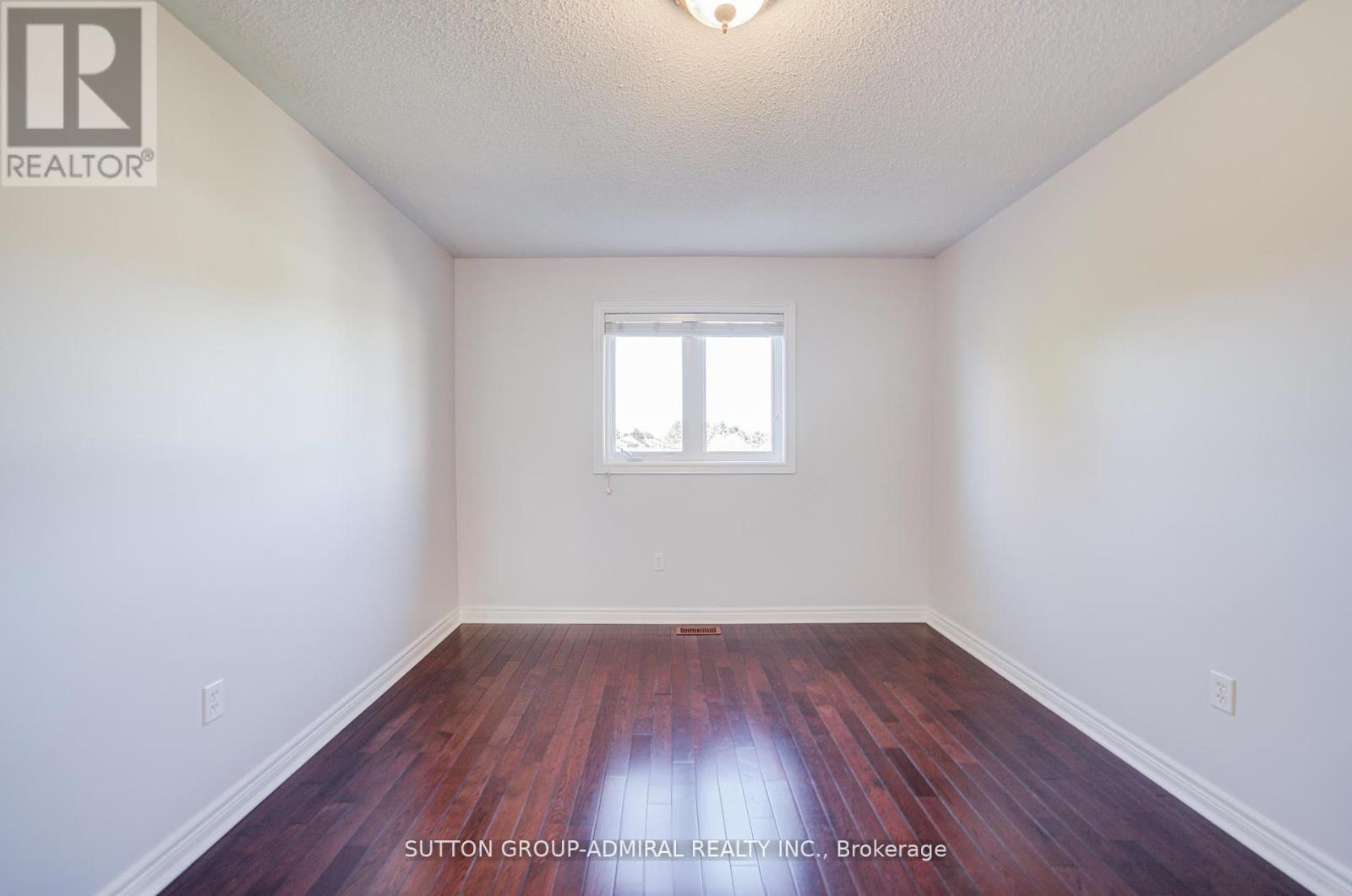 6 Lorridge Street, Richmond Hill, Ontario  L4E 4E6 - Photo 31 - N12971608