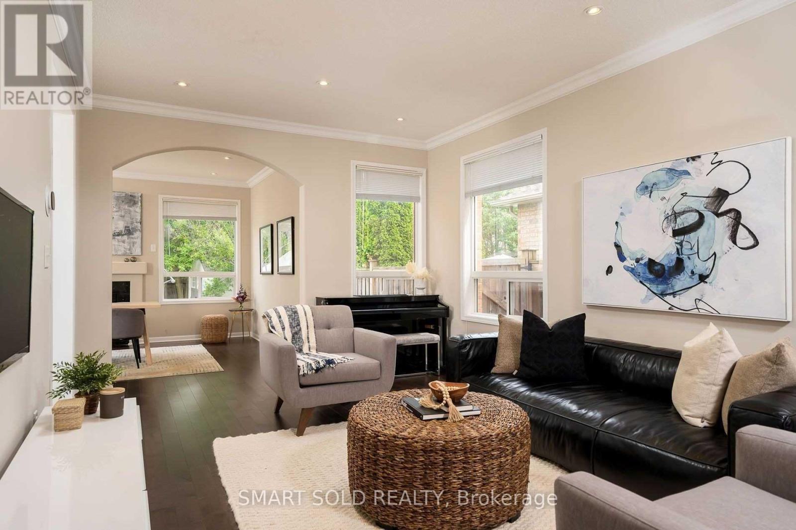 99 Aloe Avenue, Richmond Hill, Ontario  L4E 4N2 - Photo 4 - N12971638