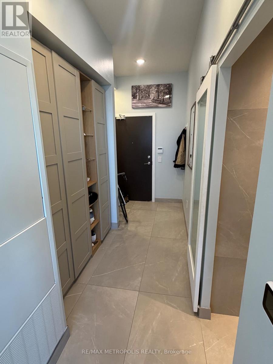 1217 - 38 Honeycrisp Crescent, Vaughan, Ontario  L4K 0M8 - Photo 5 - N12971648