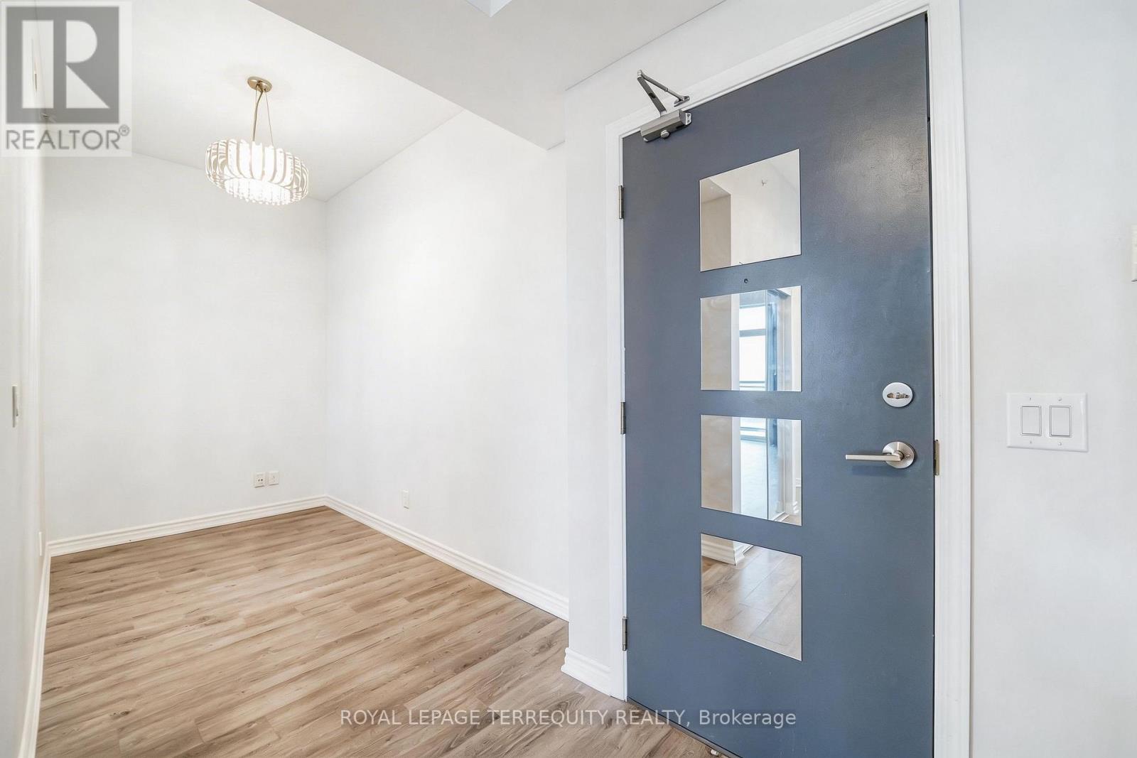 728 - 11611 Yonge Street, Richmond Hill, Ontario  L4E 1G2 - Photo 12 - N12971752