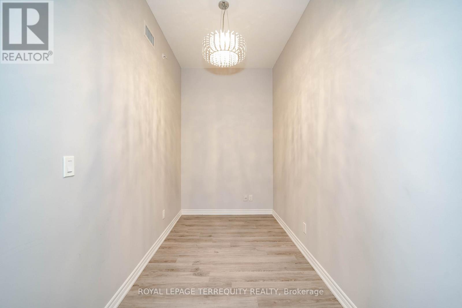 728 - 11611 Yonge Street, Richmond Hill, Ontario  L4E 1G2 - Photo 13 - N12971752