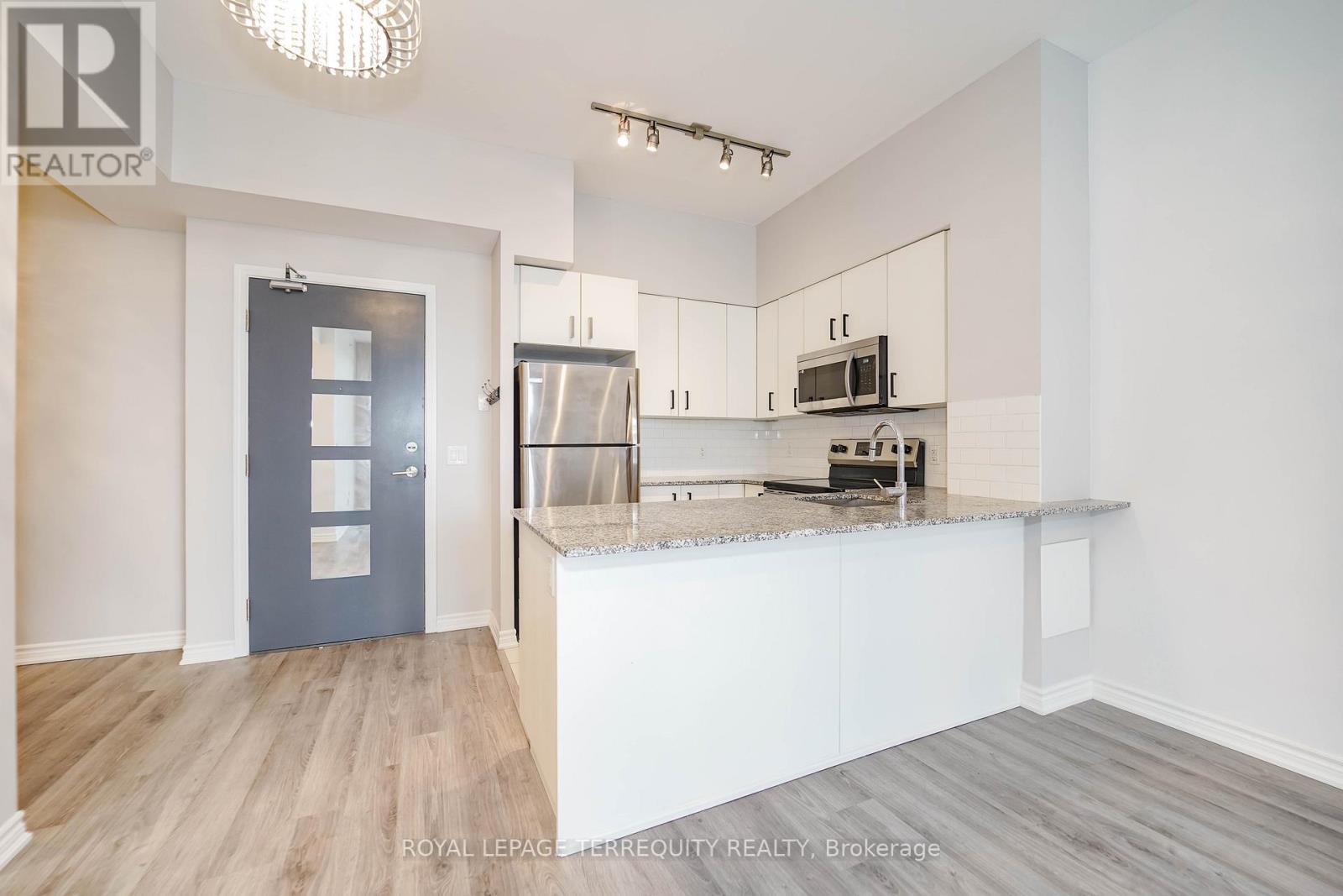 728 - 11611 Yonge Street, Richmond Hill, Ontario  L4E 1G2 - Photo 17 - N12971752