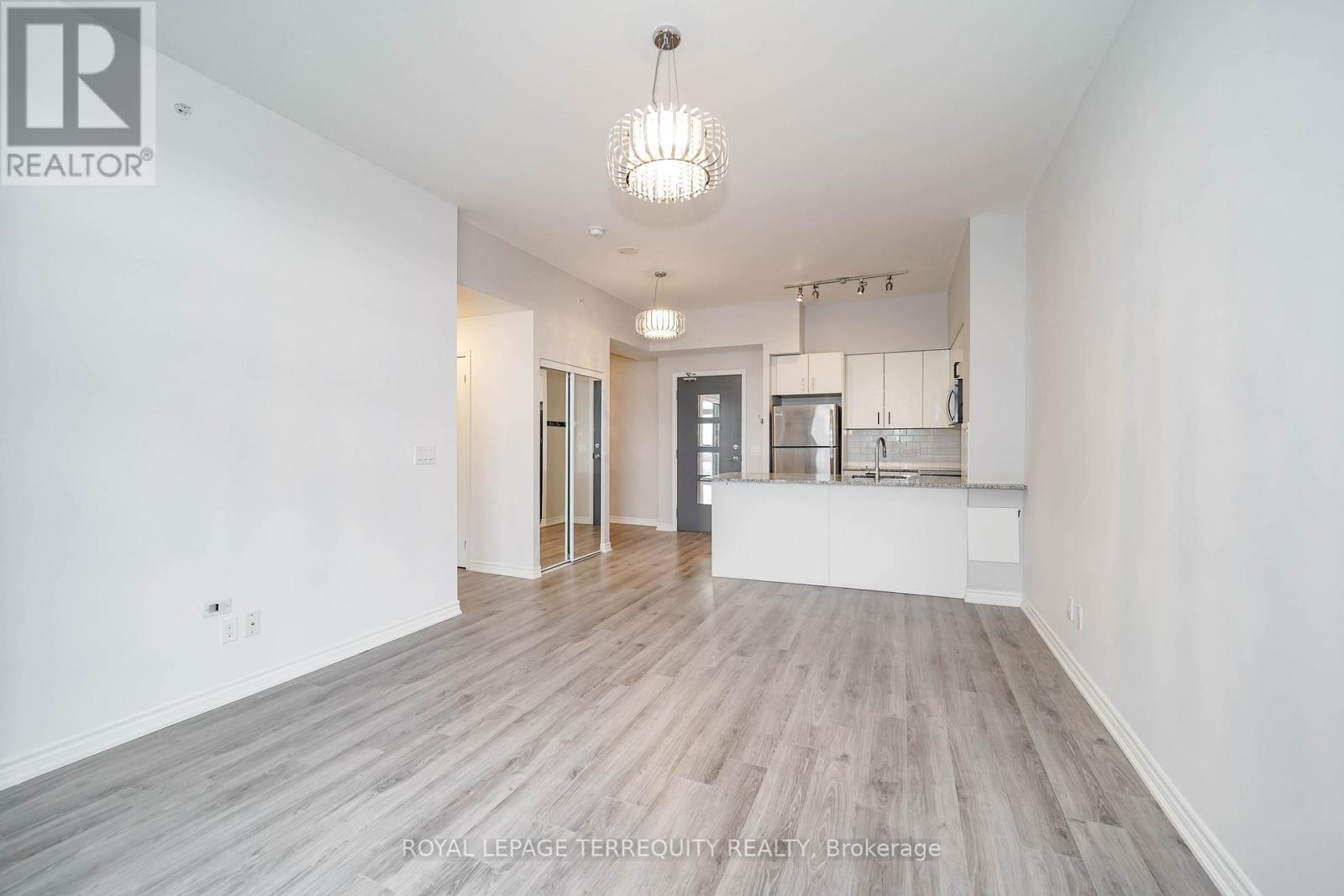 728 - 11611 Yonge Street, Richmond Hill, Ontario  L4E 1G2 - Photo 21 - N12971752