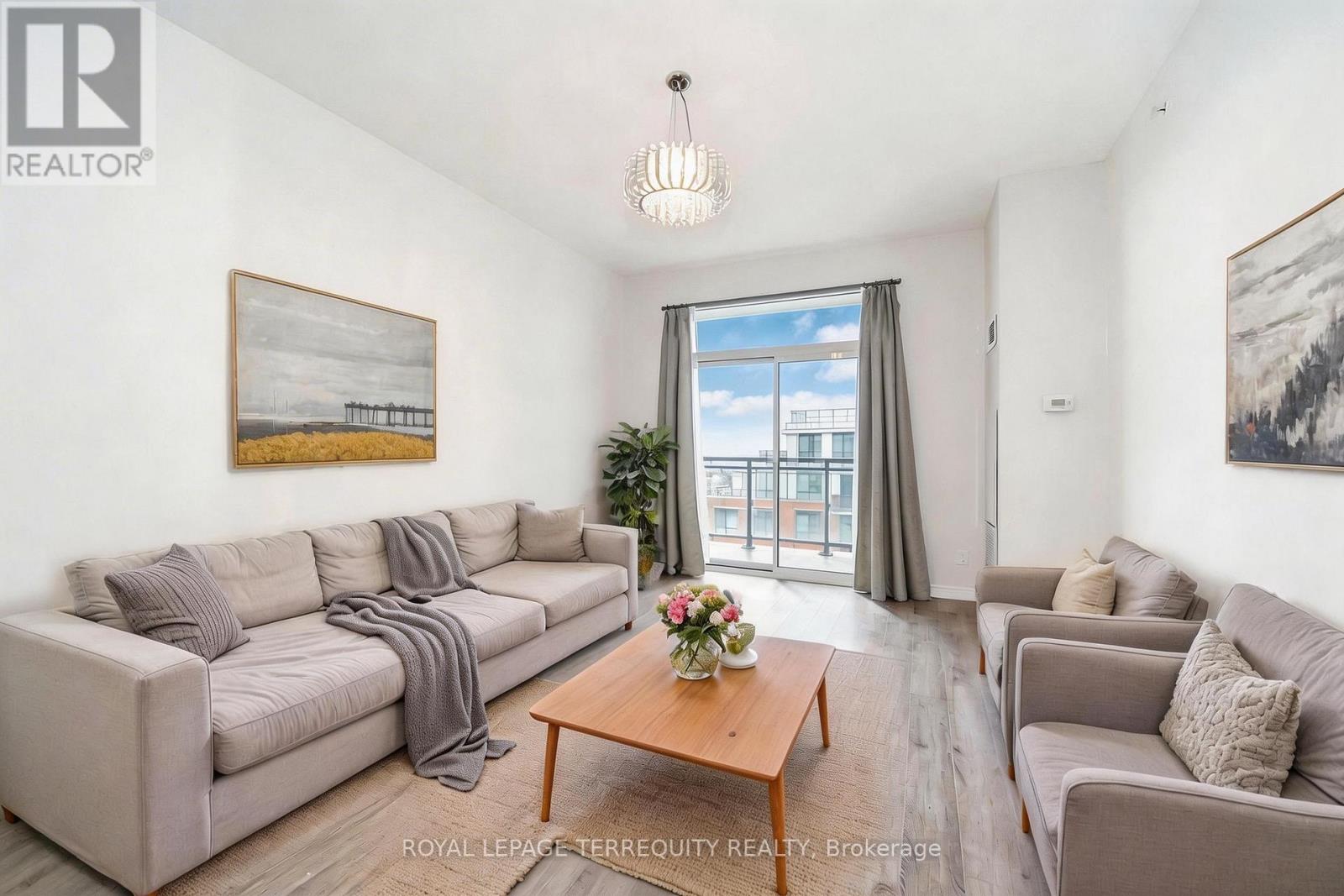 728 - 11611 Yonge Street, Richmond Hill, Ontario  L4E 1G2 - Photo 4 - N12971752