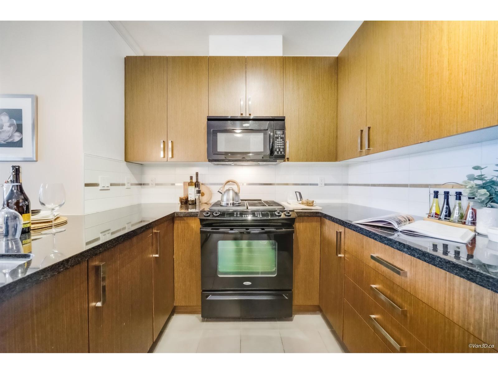 309 15918 26 Avenue, Surrey, British Columbia  V3Z 5K3 - Photo 5 - R3100910