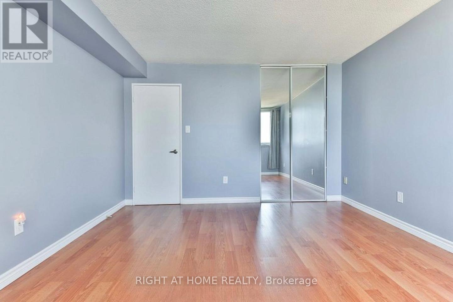 1005 - 15 Sewells Road, Toronto, Ontario  M1B 3J7 - Photo 2 - E12970976