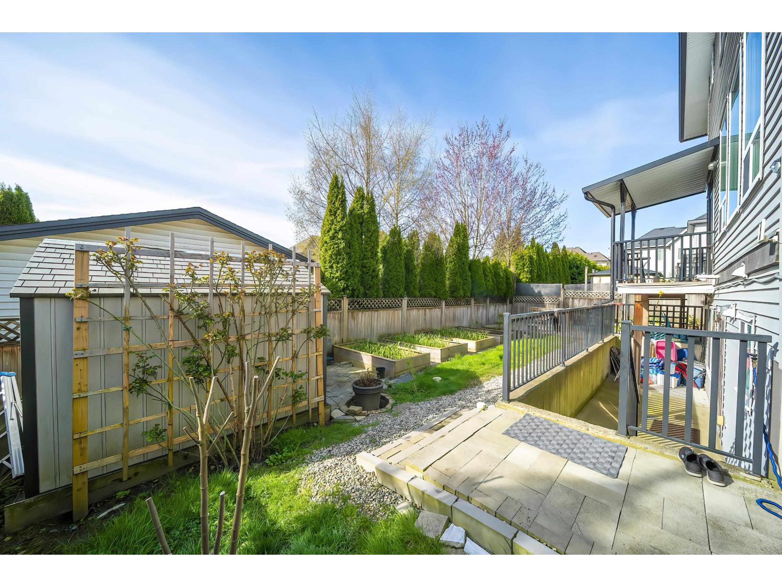 19688 70a Avenue, Langley, British Columbia  V2Y 0N6 - Photo 34 - R3107100