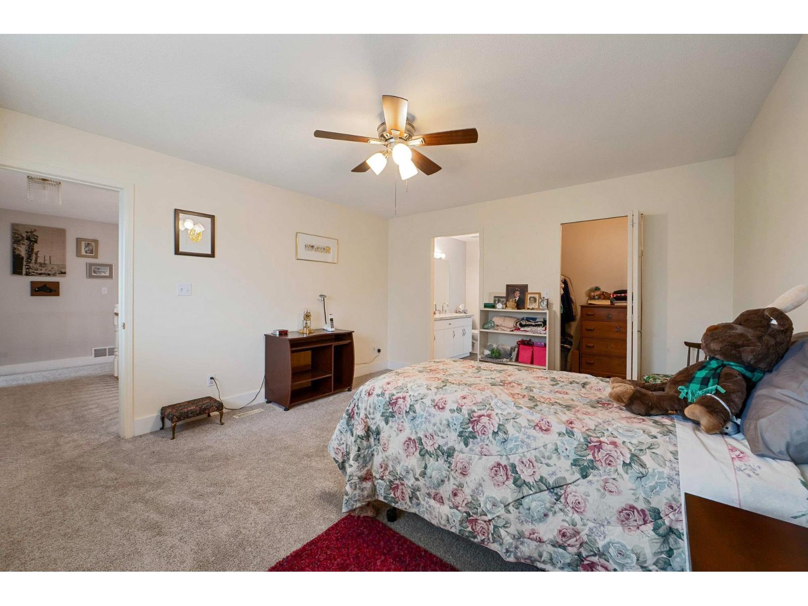 18186 Claytonwood Crescent, Surrey, British Columbia V3S 8G8 - Photo 27 - R3107092