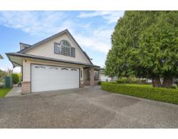 18186 CLAYTONWOOD CRESCENT, Surrey, British Columbia