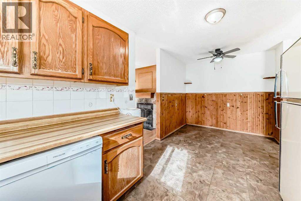 1837 Meadowbrook Drive Se, Airdrie, Alberta  T4A 1V5 - Photo 12 - A2287190