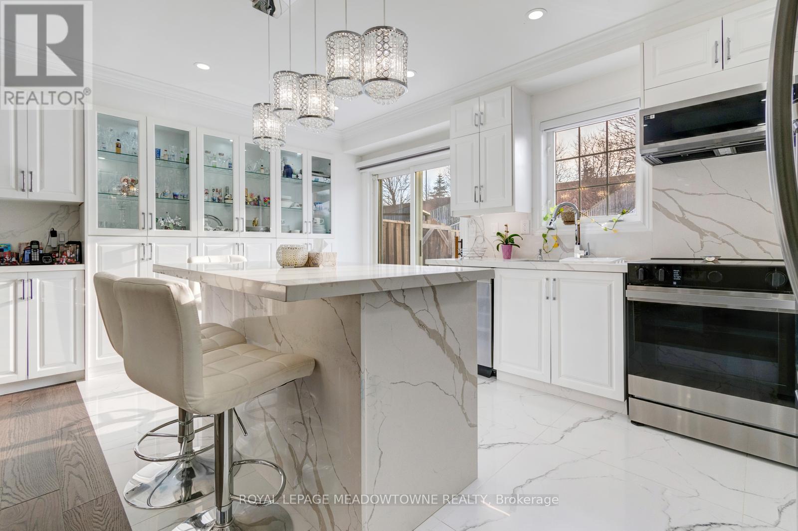 131 Checkerberry Crescent, Brampton, Ontario  L6R 2S8 - Photo 19 - W12891816