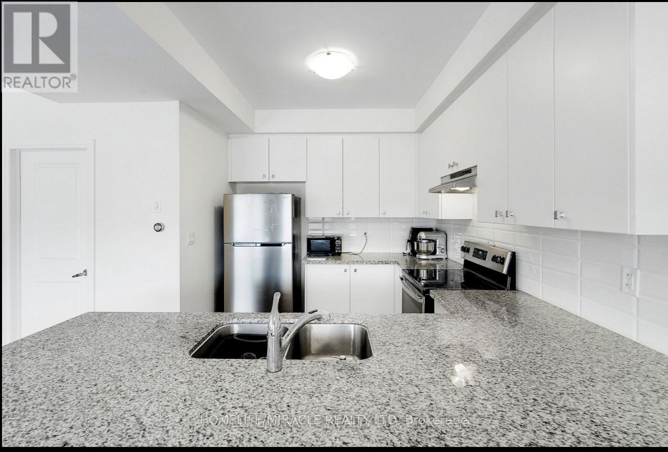 26 Haydrop Road, Brampton, Ontario  L6P 4P2 - Photo 9 - W12958548