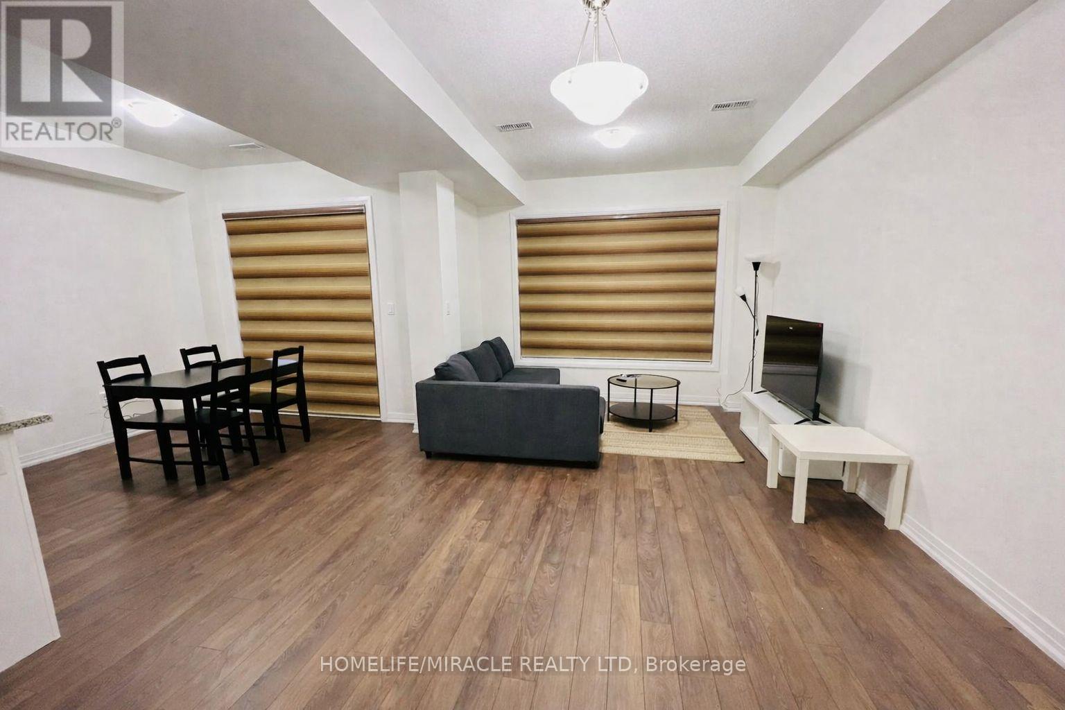 26 Haydrop Road, Brampton, Ontario  L6P 4P2 - Photo 7 - W12958548