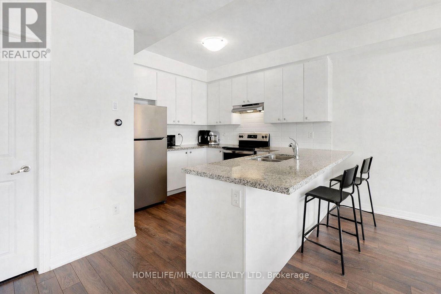 26 Haydrop Road, Brampton, Ontario  L6P 4P2 - Photo 8 - W12958548