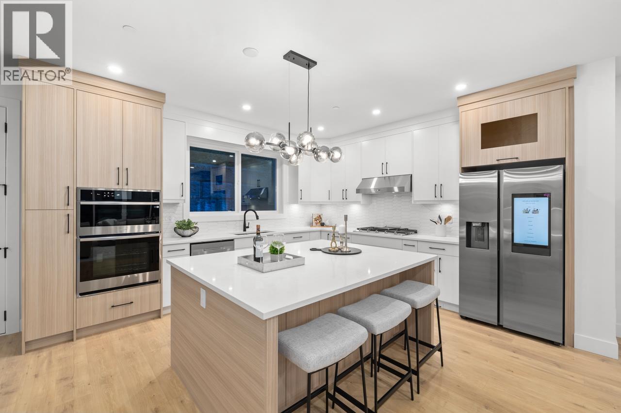 10490 Mcveety Street, Maple Ridge, British Columbia  V2W 0K3 - Photo 11 - R3083486