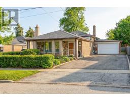 94 GOLDSBORO ROAD, Toronto, Ontario