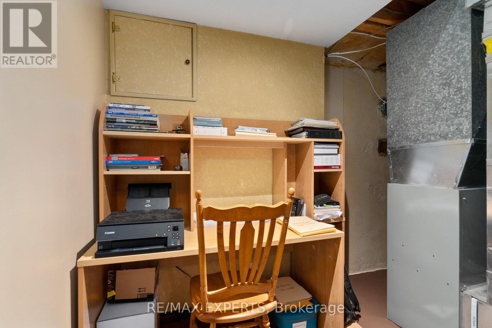 28 Hilltop Drive, Caledon, Ontario  L7C 1H6 - Photo 27 - W12971440