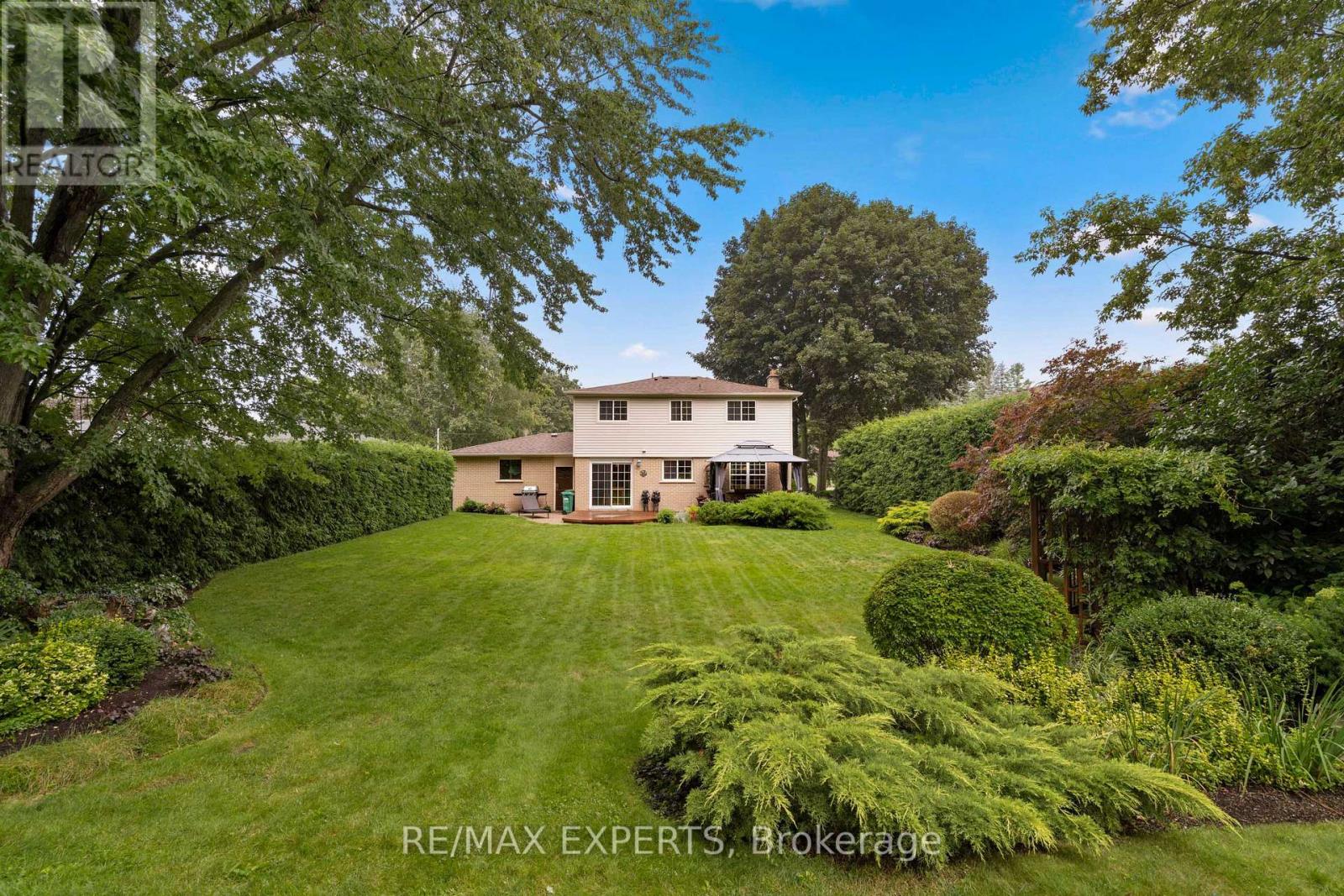 28 Hilltop Drive, Caledon, Ontario  L7C 1H6 - Photo 31 - W12971440