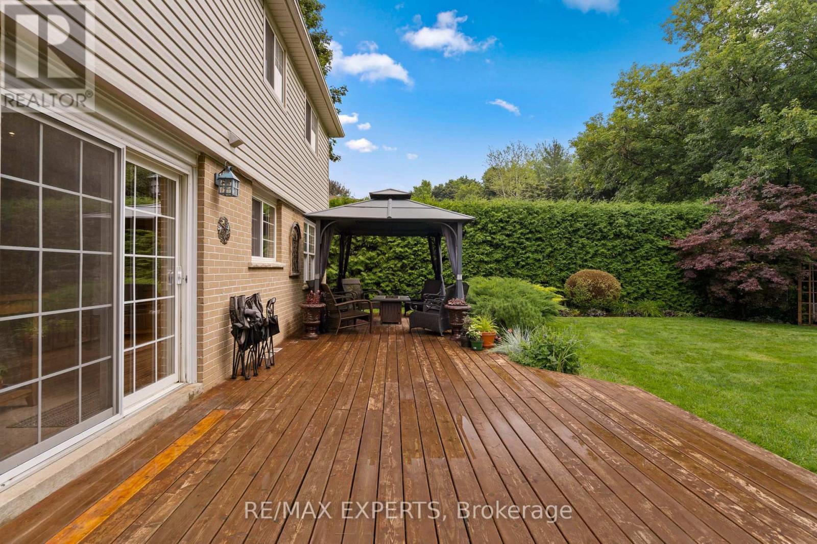 28 Hilltop Drive, Caledon, Ontario  L7C 1H6 - Photo 34 - W12971440