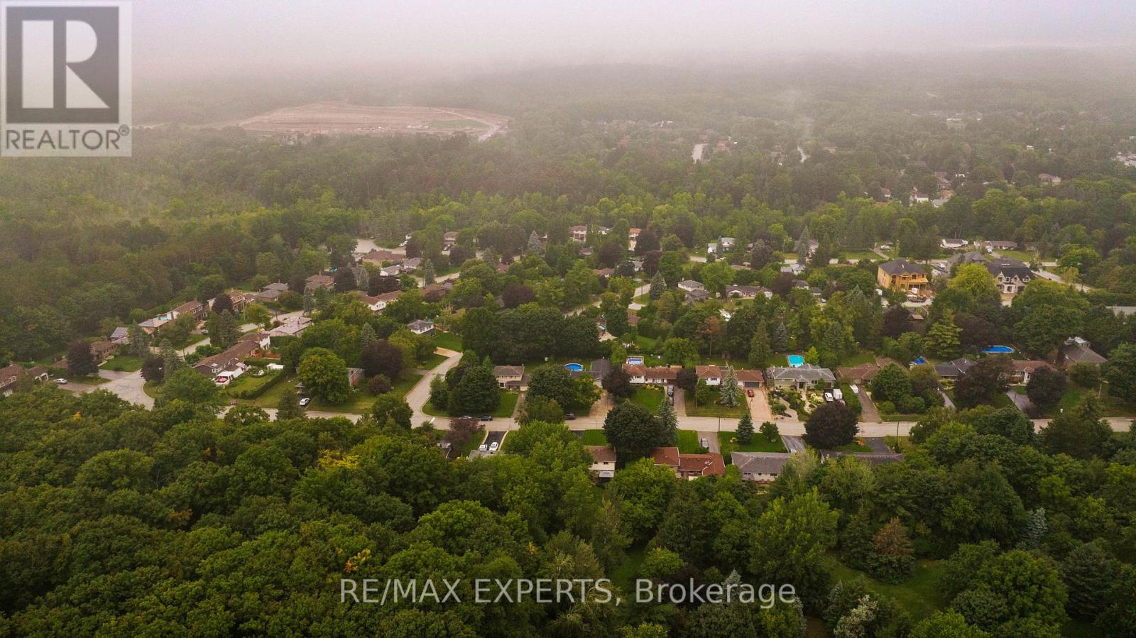 28 Hilltop Drive, Caledon, Ontario  L7C 1H6 - Photo 45 - W12971440