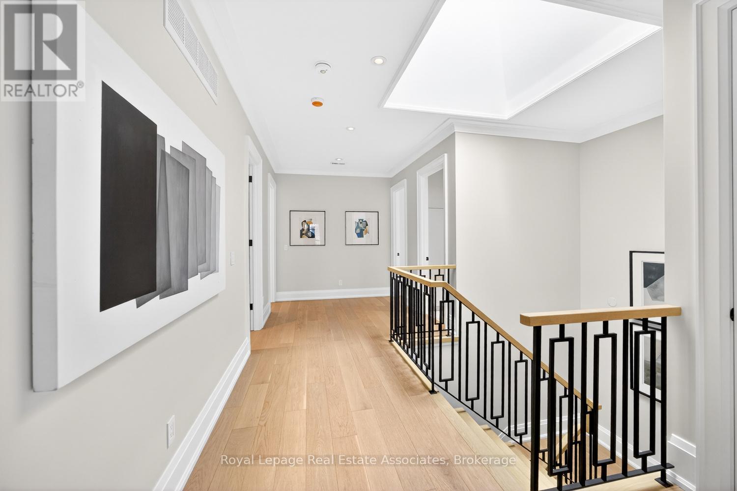 16 Dorlen Avenue, Toronto, Ontario  M9B 5A9 - Photo 26 - W12971474