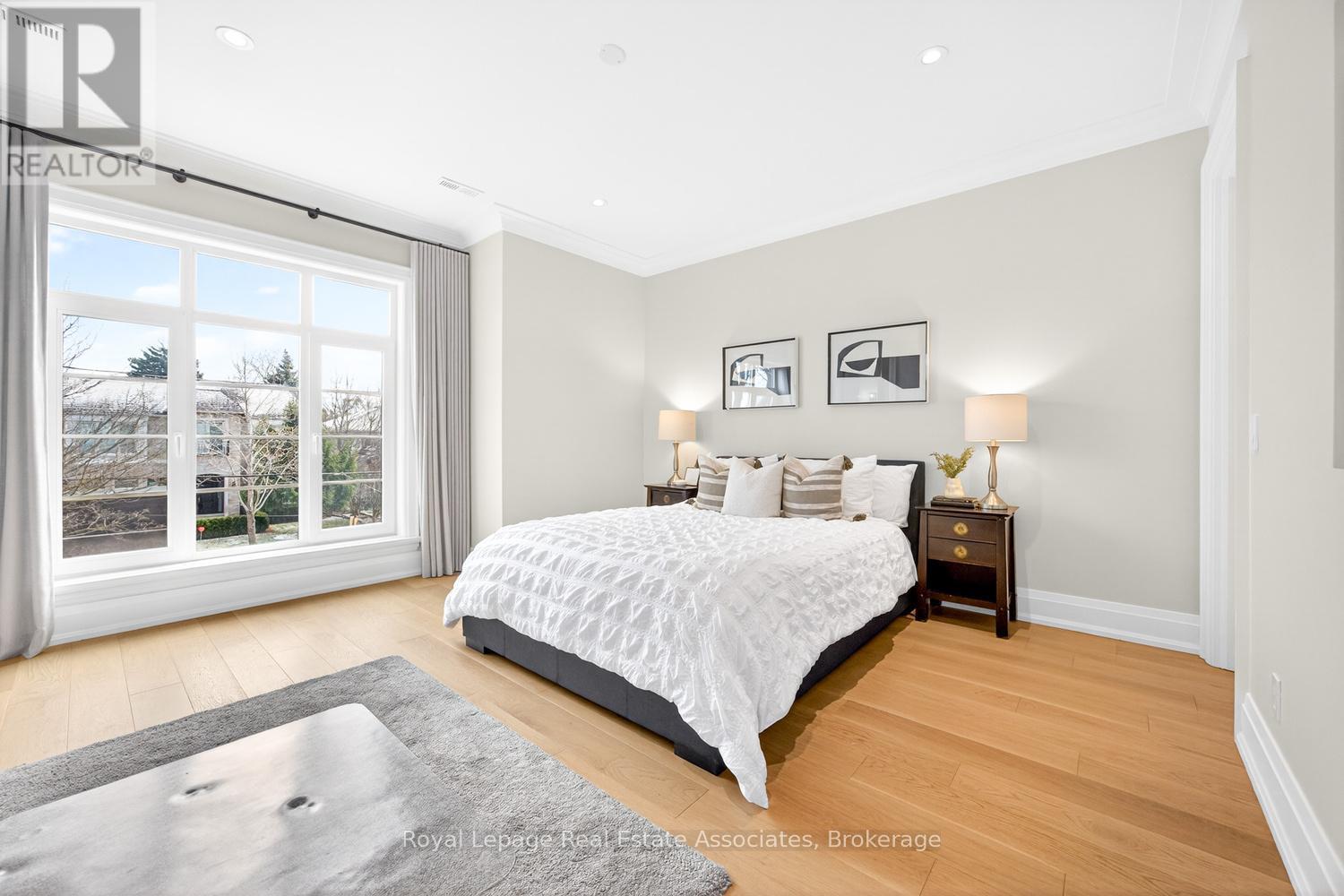 16 Dorlen Avenue, Toronto, Ontario  M9B 5A9 - Photo 27 - W12971474