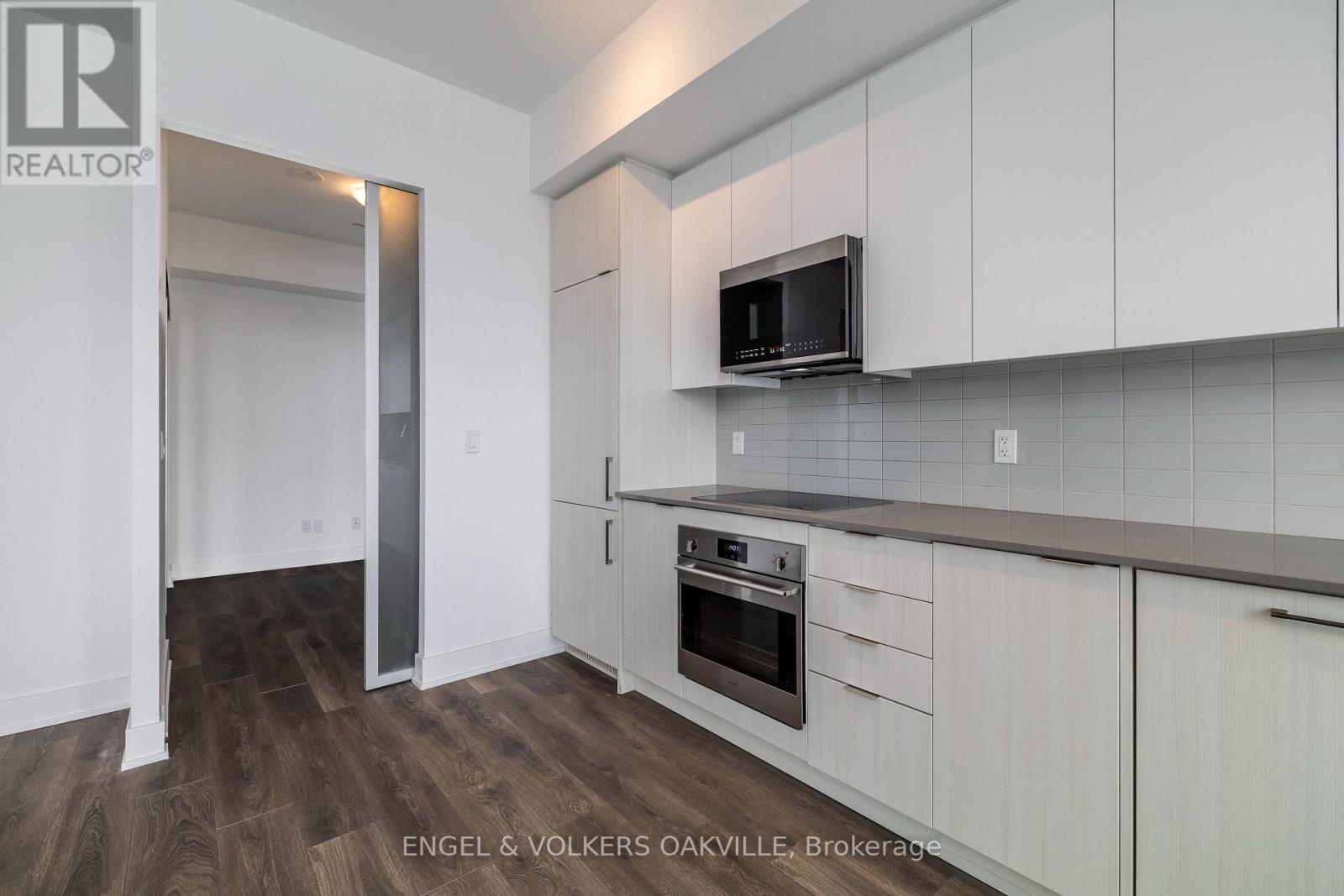 248 - 2481 Taunton Road, Oakville, Ontario  L6H 3R7 - Photo 10 - W12971484